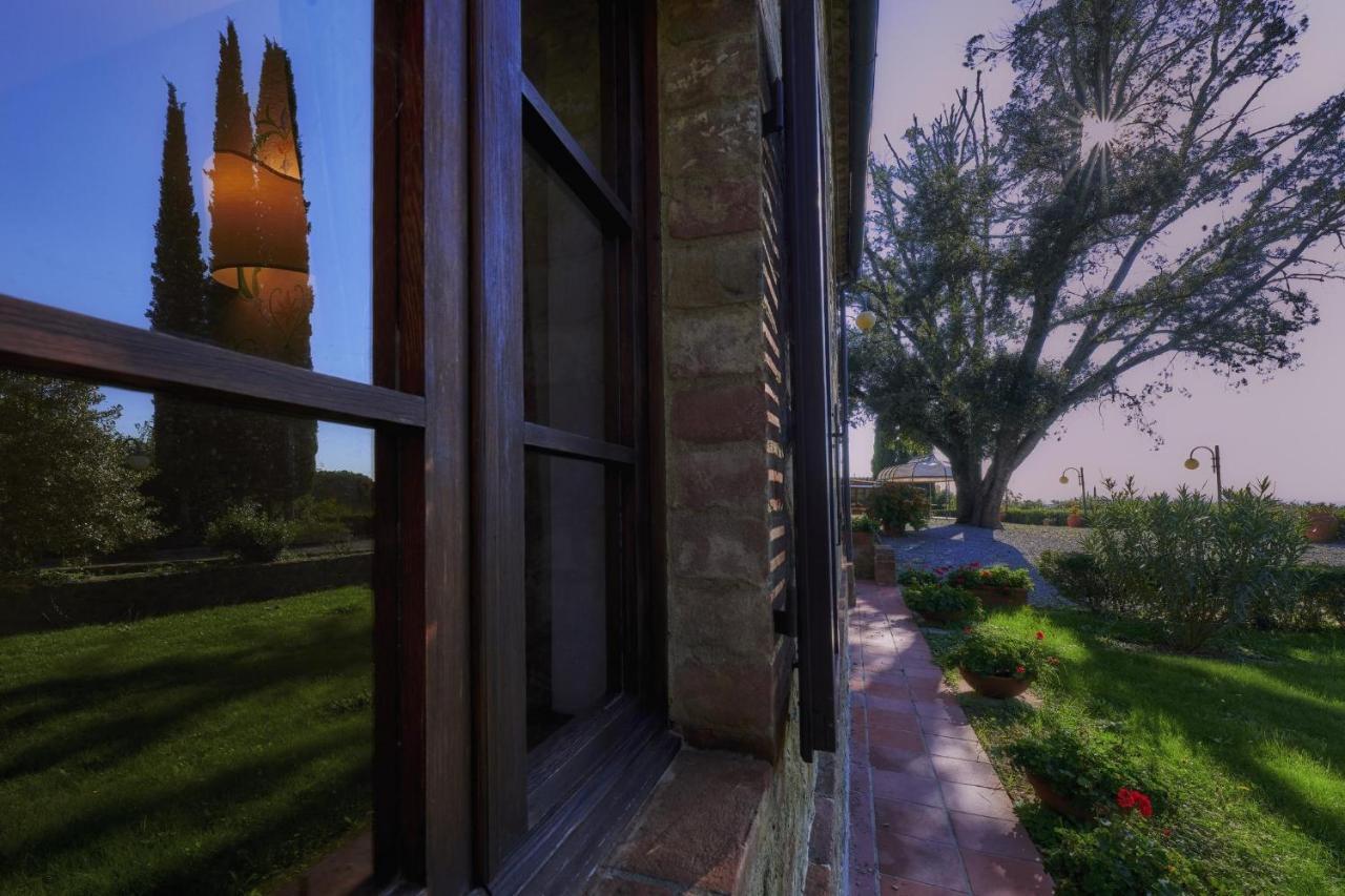 Villa Curina Resort Castelnuovo Berardenga Zewnętrze zdjęcie